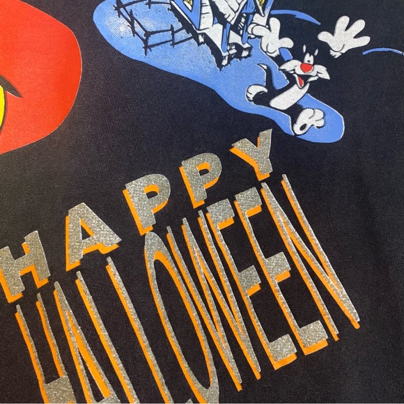Vintage 90s Looney Tunes Tweety Bird Halloween T-shirt - Picture 5 of 8